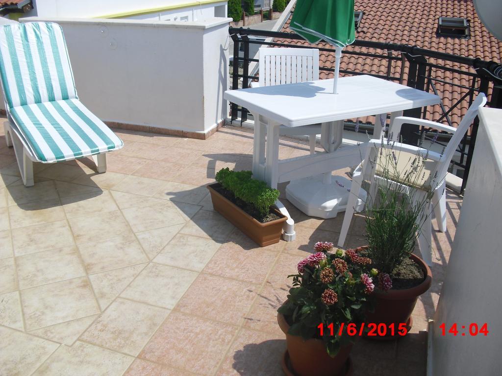 Gaby Apartment Kuşadası Kamer foto