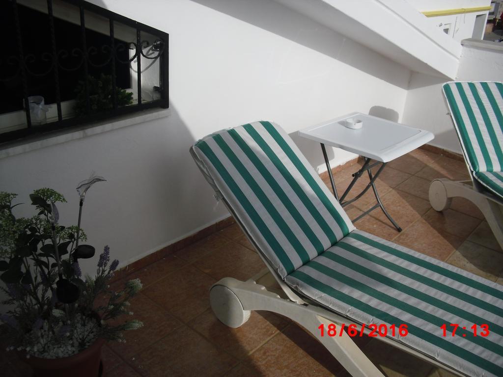 Gaby Apartment Kuşadası Buitenkant foto