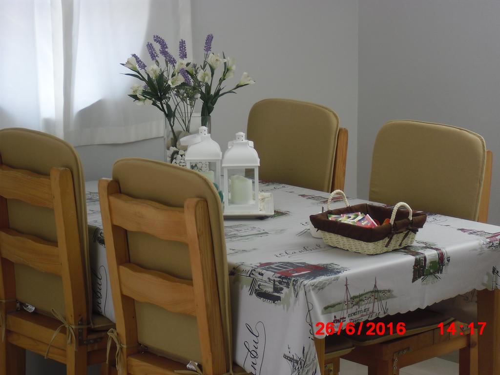 Gaby Apartment Kuşadası Buitenkant foto