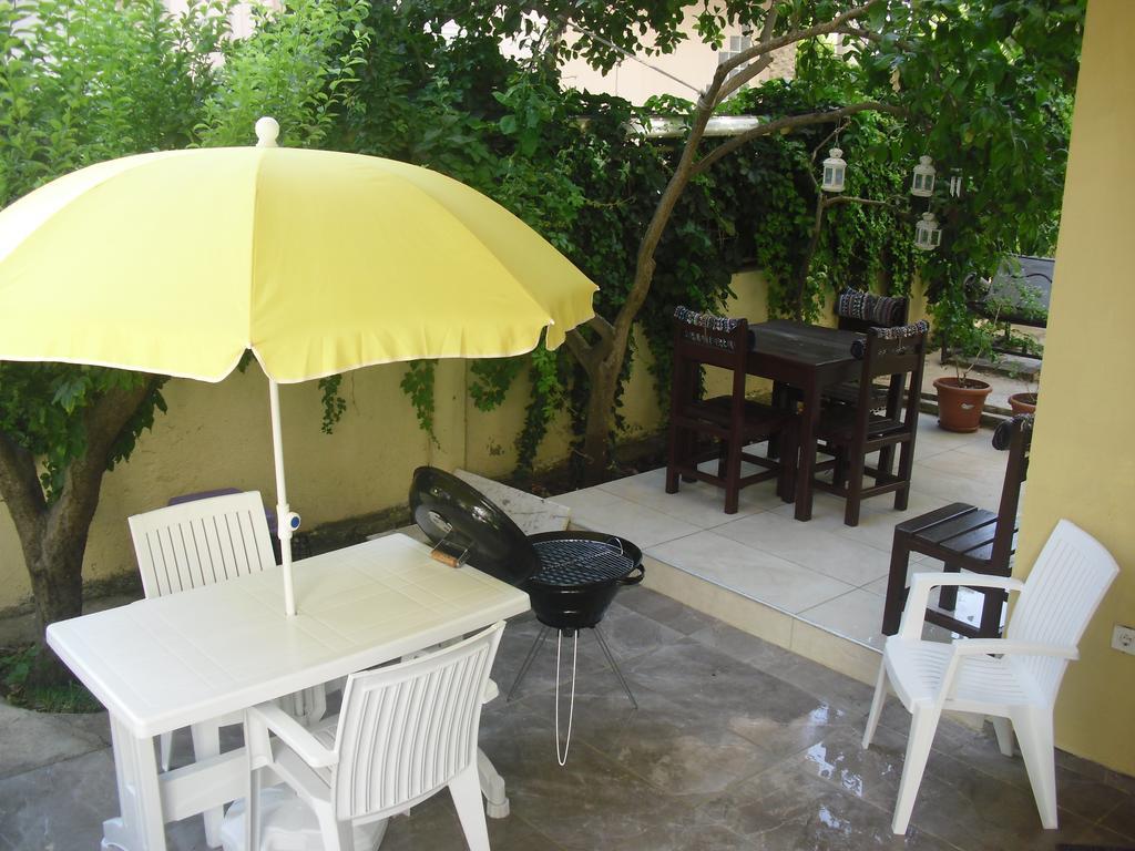 Gaby Apartment Kuşadası Buitenkant foto