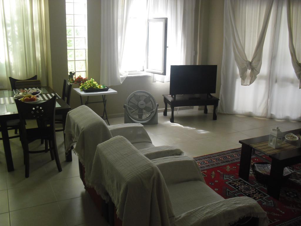 Gaby Apartment Kuşadası Buitenkant foto