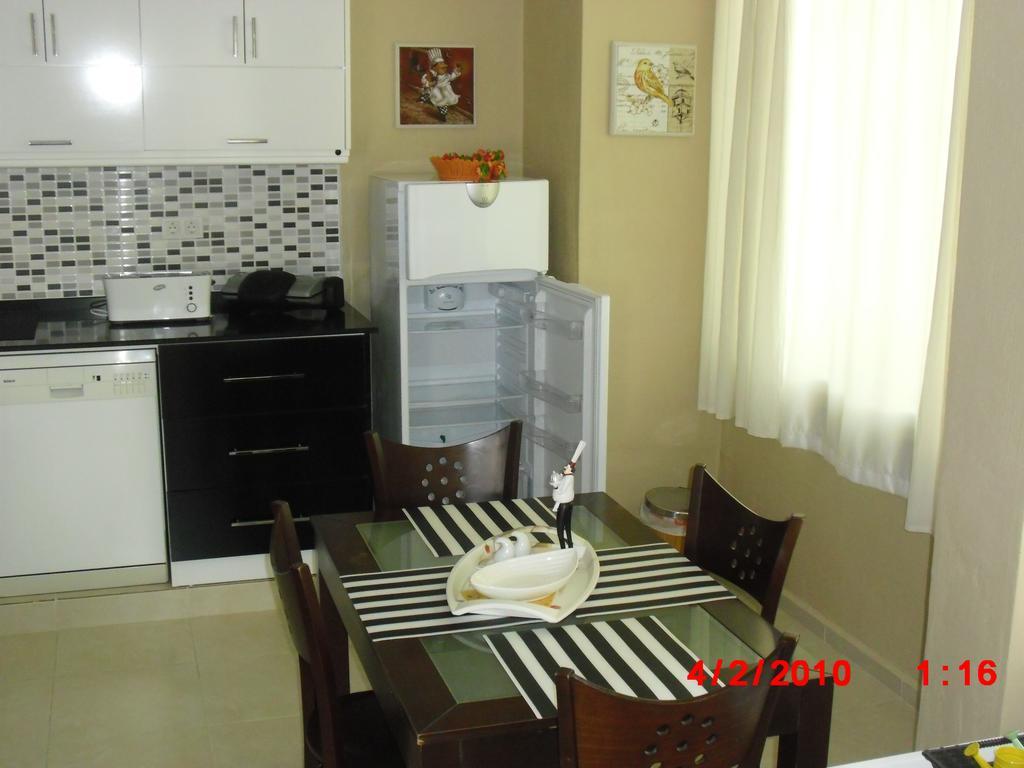 Gaby Apartment Kuşadası Buitenkant foto