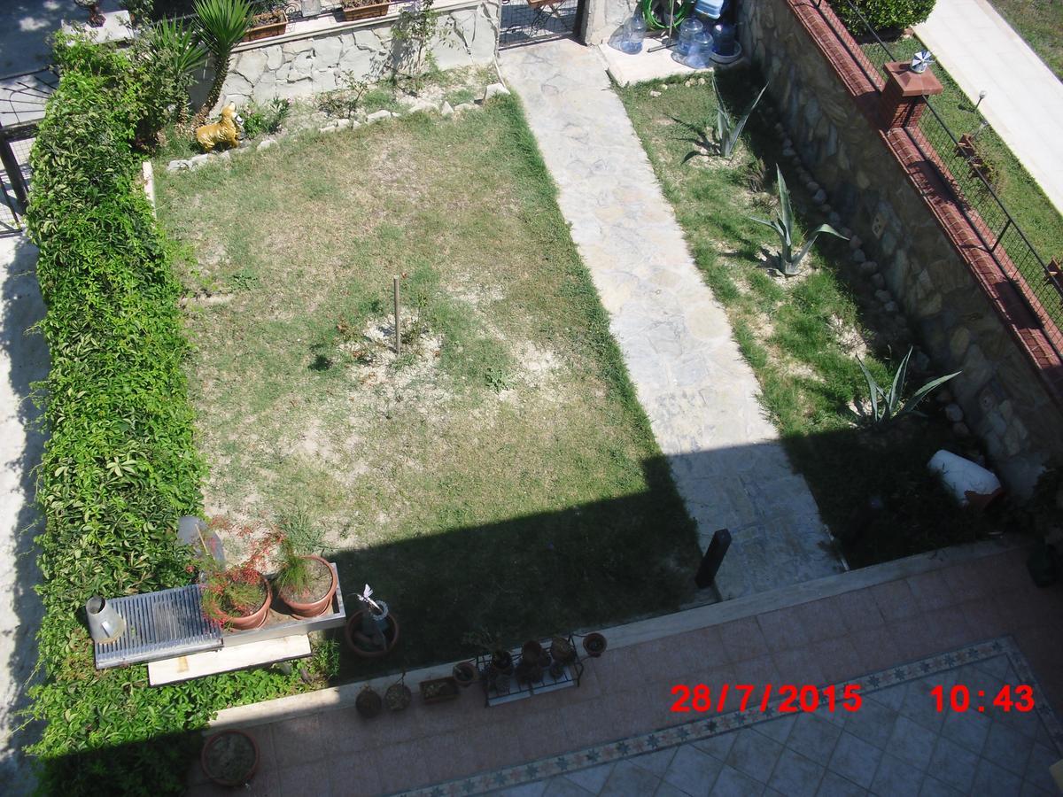 Gaby Apartment Kuşadası Buitenkant foto